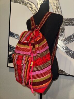Handwoven Multicolor Striped Drawstring Backpack - Pink & Red